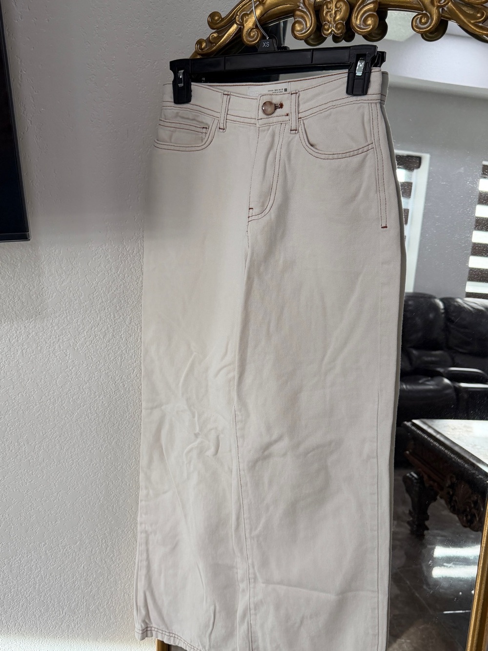 Zara Cream Wide-Leg High-Rise Jeans